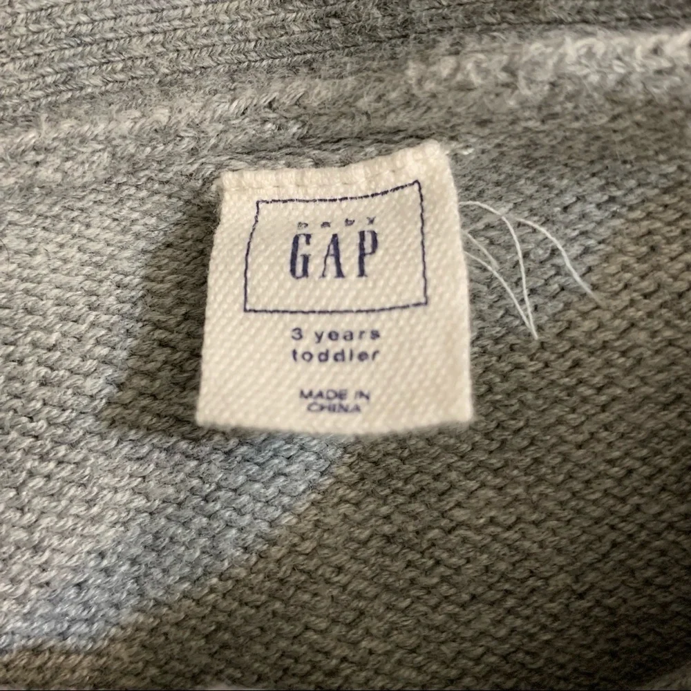 Gap Sweater